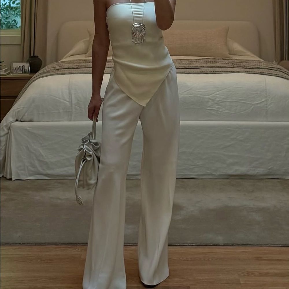 Reformation white pants - Picture 2 of 4